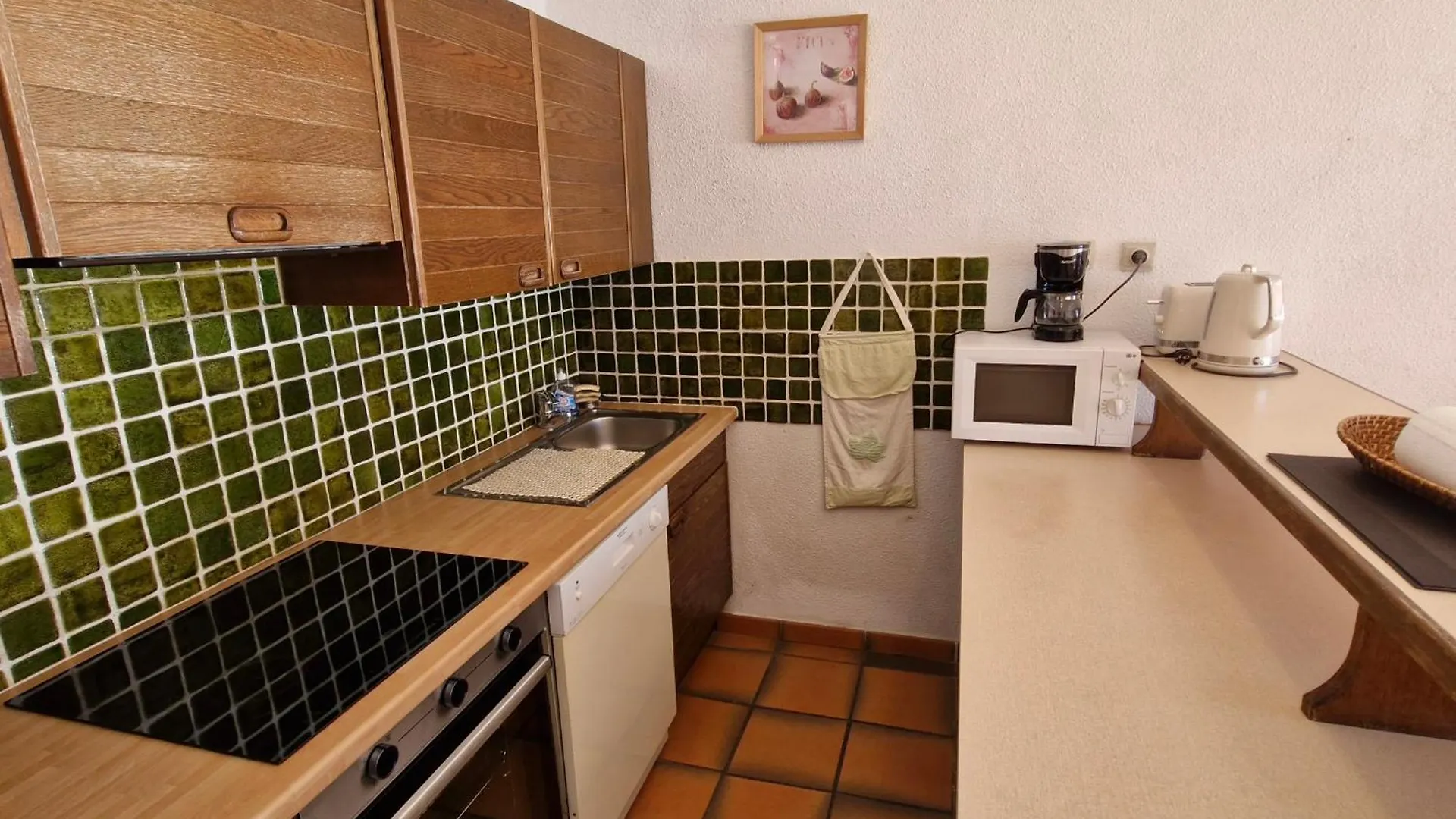 Apartment Appartement 2 Pieces Avec Piscine Et Garage A Sainte-Maxime - Fr-1-780-71 France