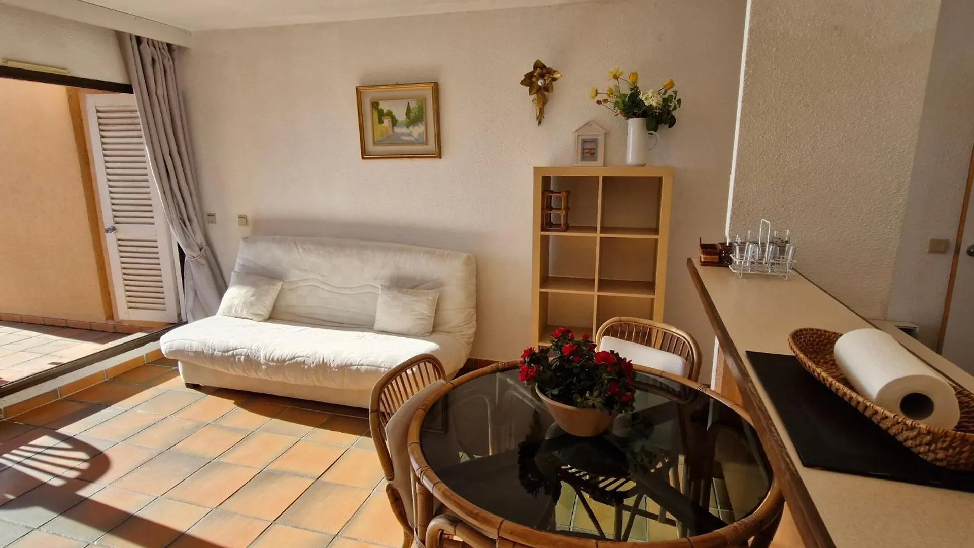 Appartement 2 Pieces Avec Piscine Et Garage A Sainte-Maxime - Fr-1-780-71 Apartment