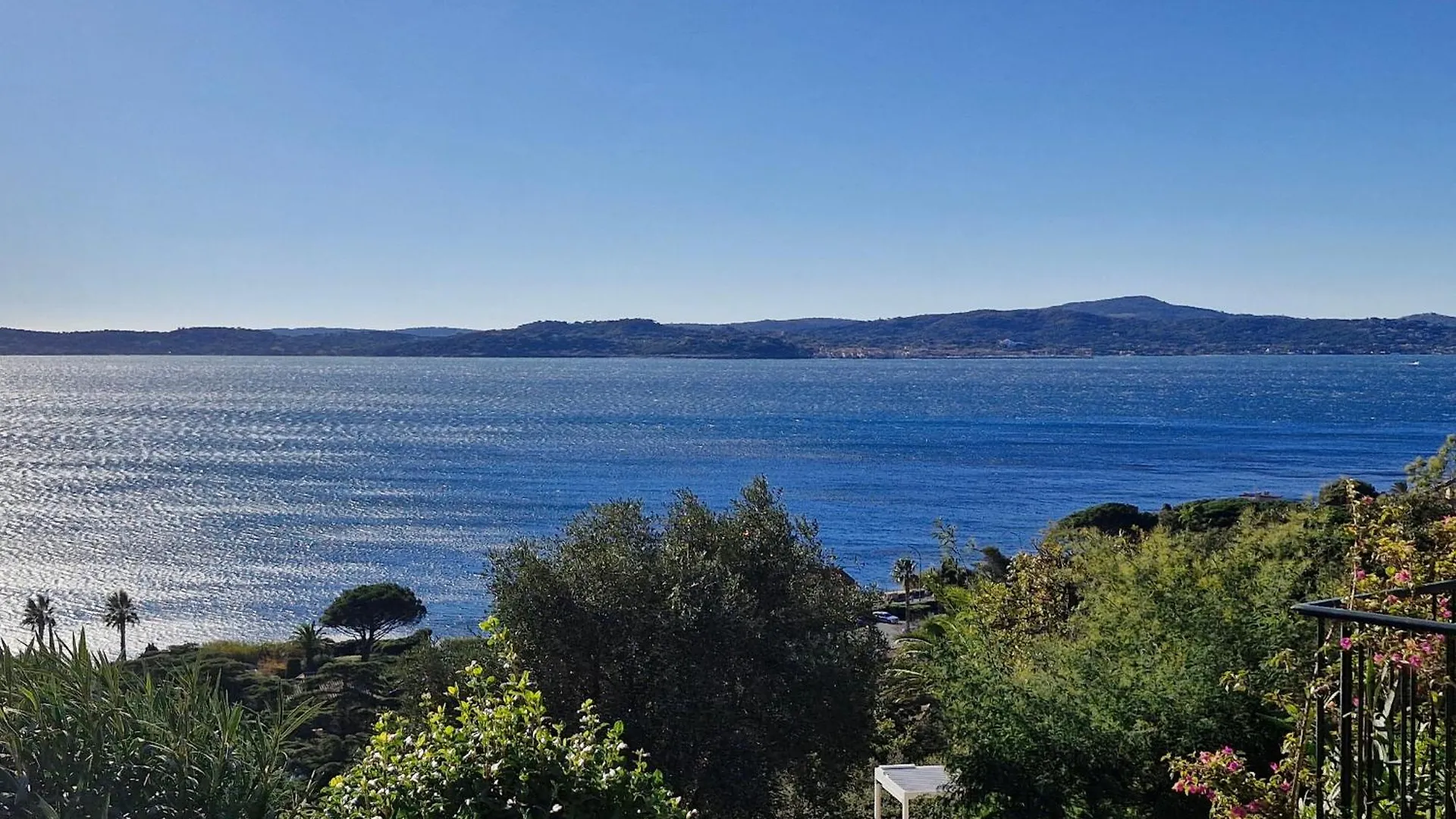 Apartment Appartement 2 Pieces Avec Piscine Et Garage A Sainte-Maxime - Fr-1-780-71